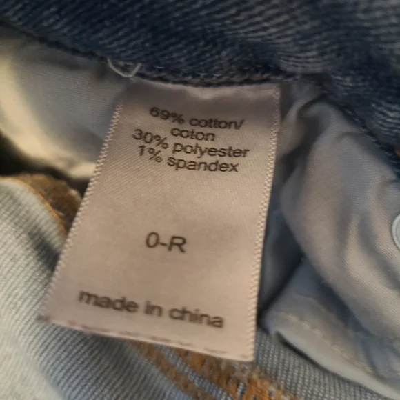 Maurices Vintage High Rise Light Wash Girlfriend Jean Sz 0 REGULAR‎ Button Fly - Picture 4 of 7